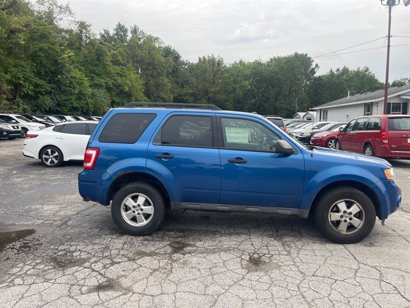 Used 2011 Ford Escape XLT FWD image 4