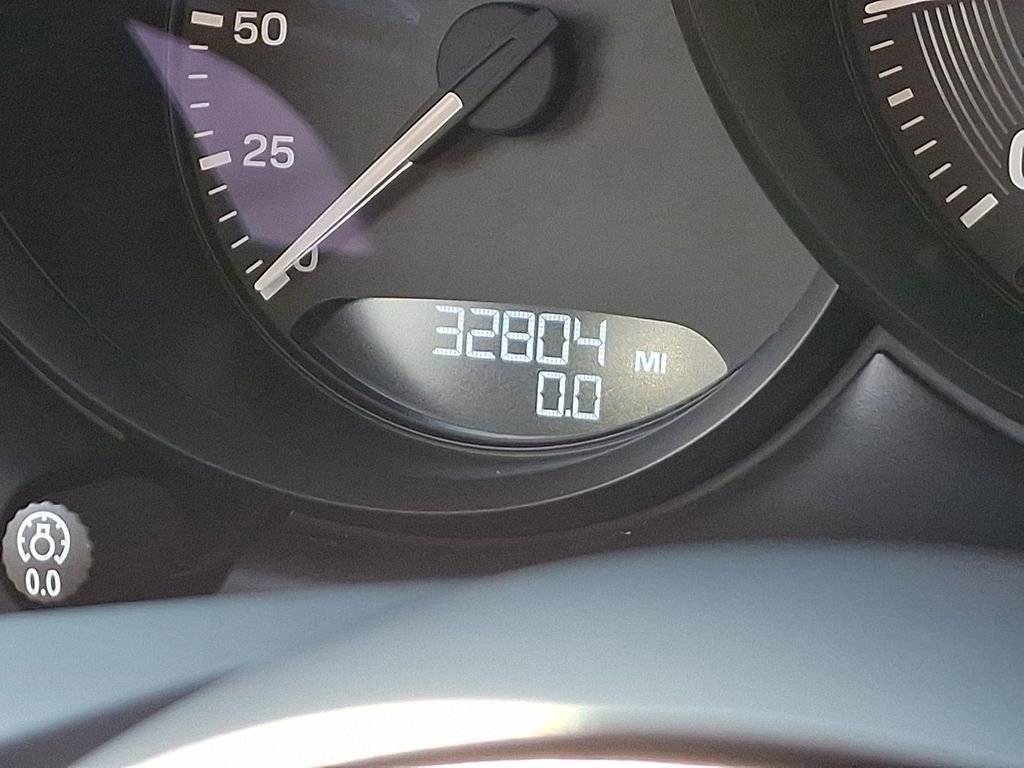 Used 2022 Porsche Macan image 22