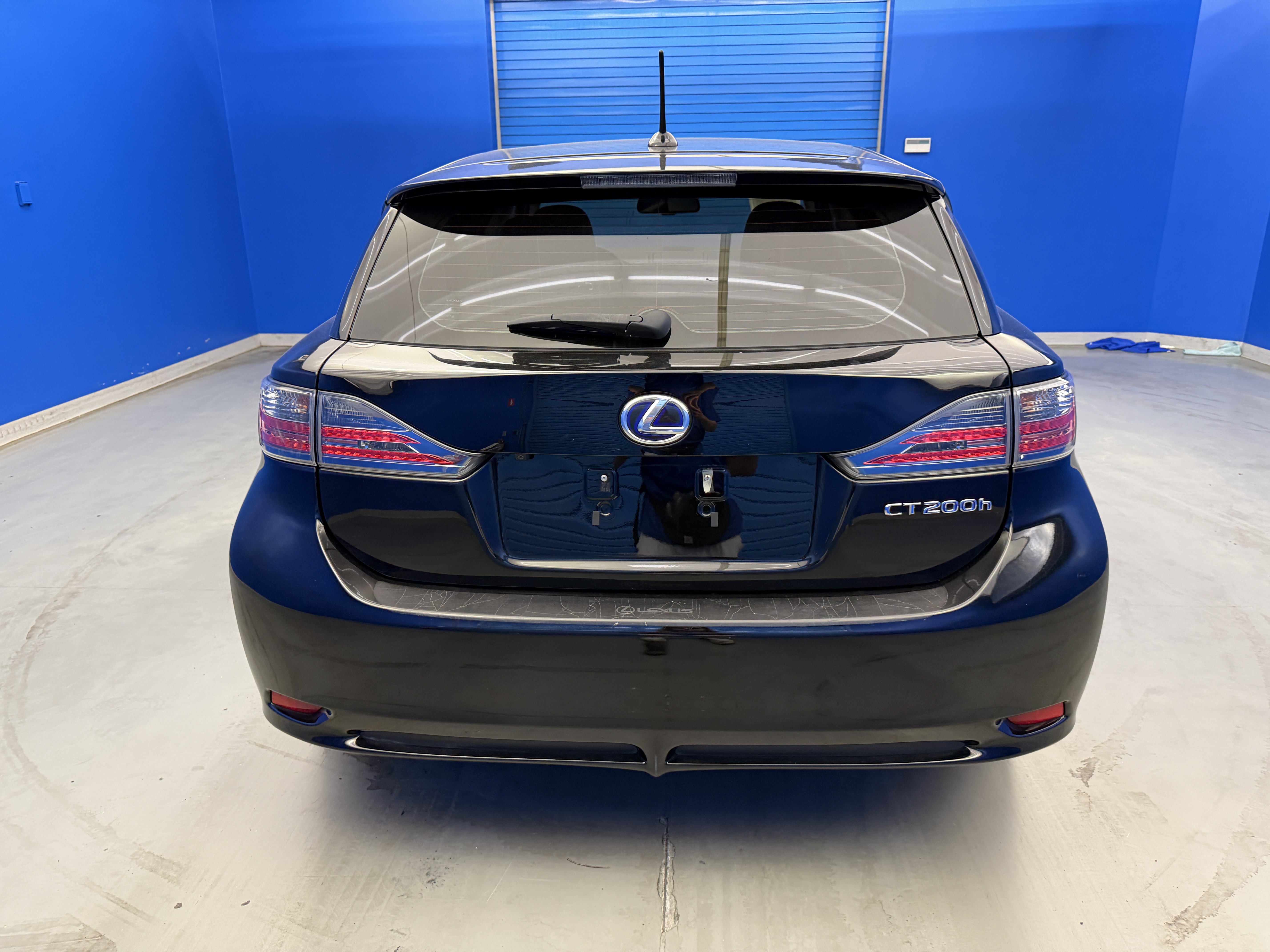 Used 2012 Lexus CT 200h Premium w/ Premium Audio Pkg FWD image 6