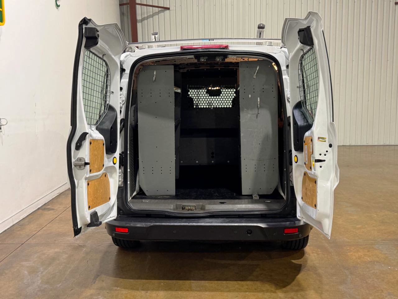 Used 2019 Ford Transit Connect XL image 33