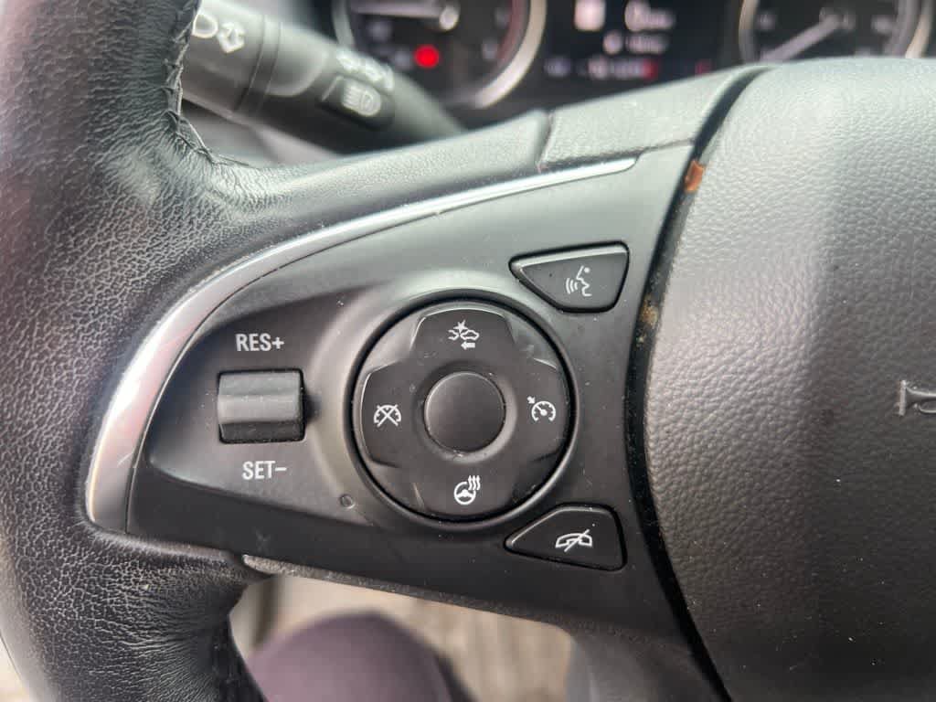 Used 2020 Buick Enclave Premium w/ Surround and Sites Package FWD image 9