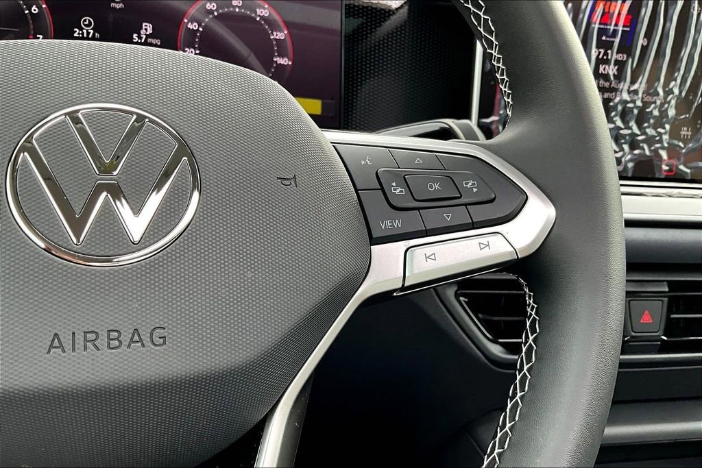 New 2026 Volkswagen Tiguan SE image 10