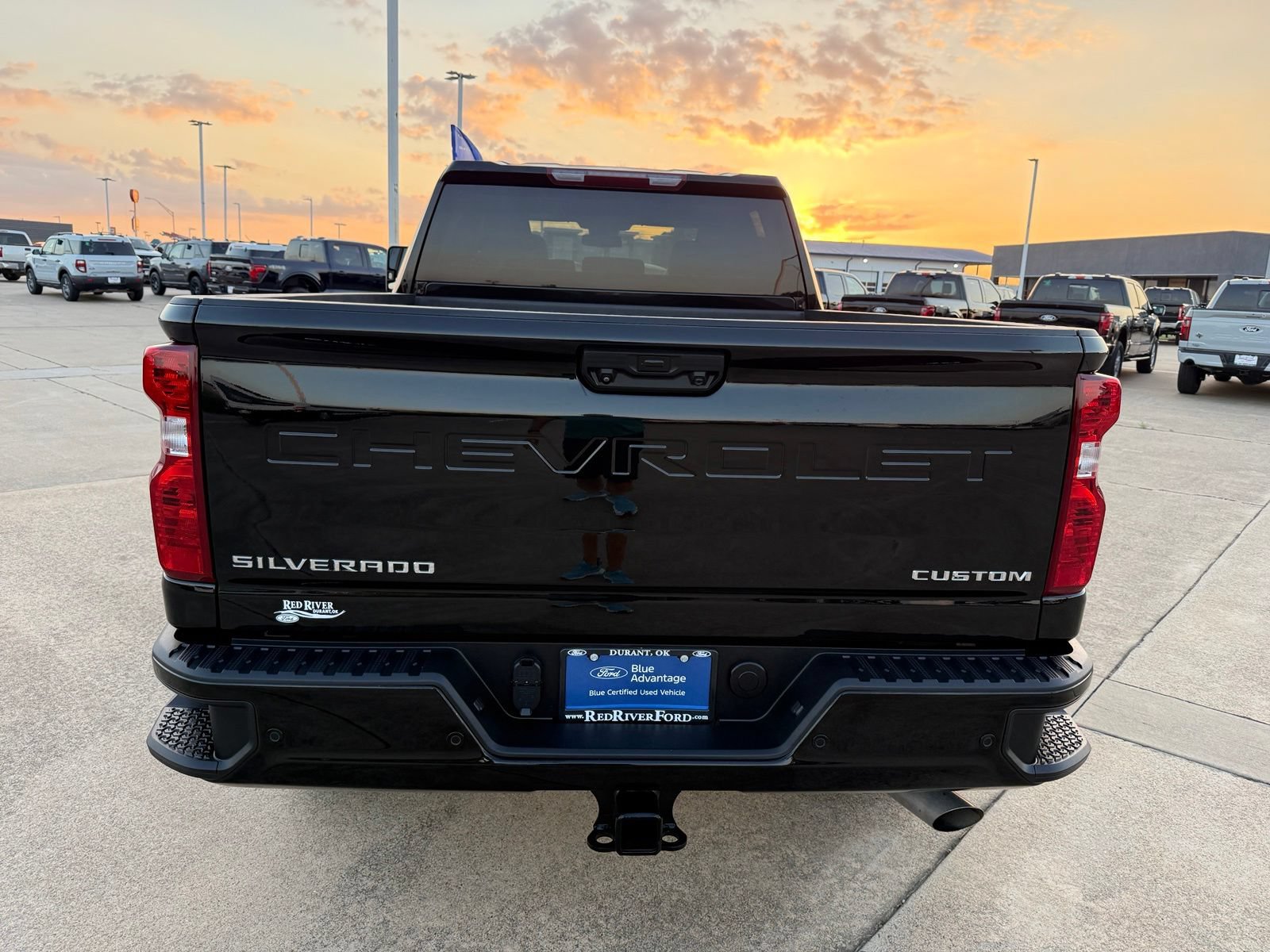 Used 2024 Chevrolet Silverado 2500 Custom w/ Custom Value Package AWD/4WD image 6