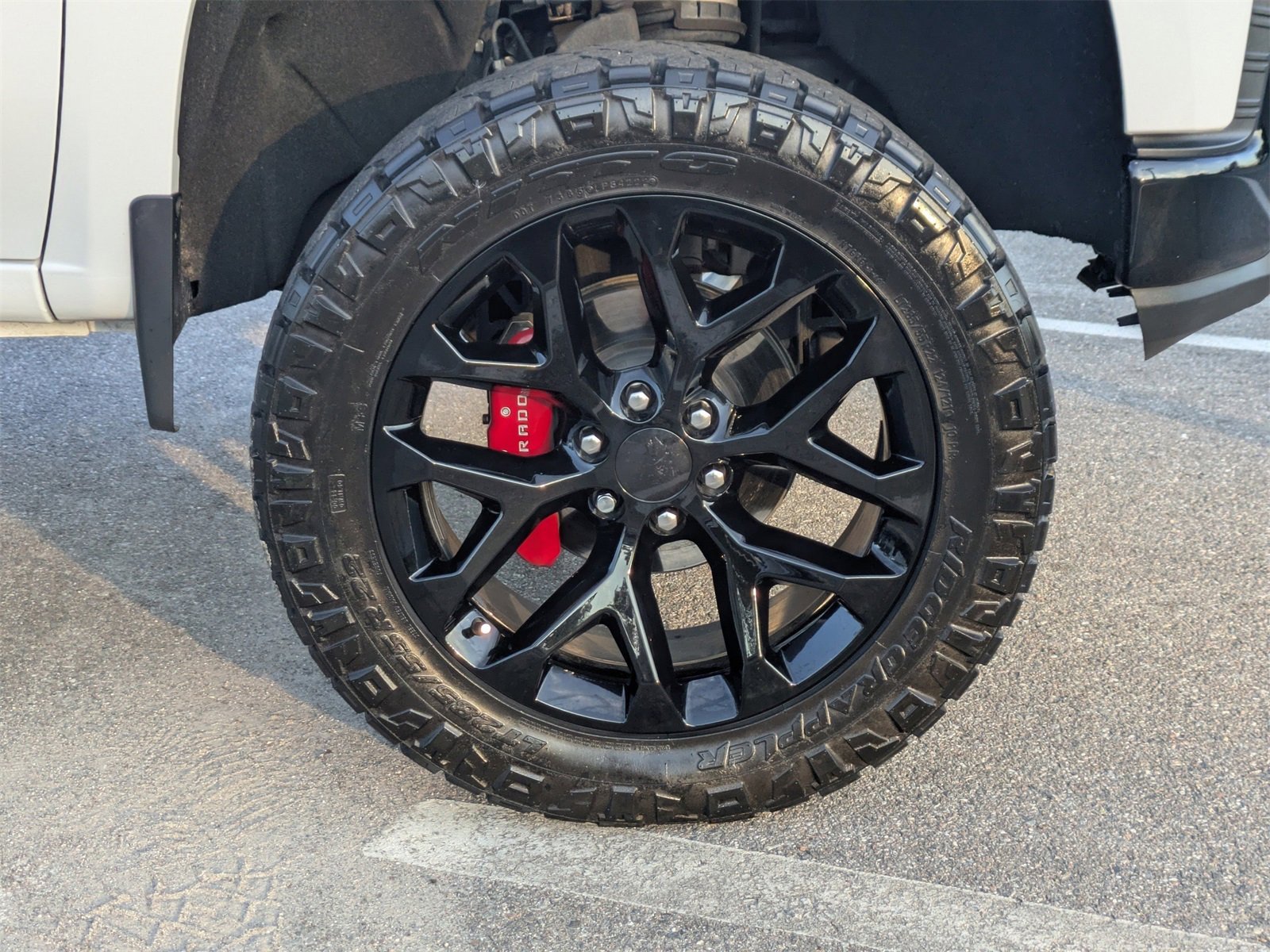 Used 2022 Chevrolet Silverado 1500 LT Trail Boss w/ Bed Protection Package image 12