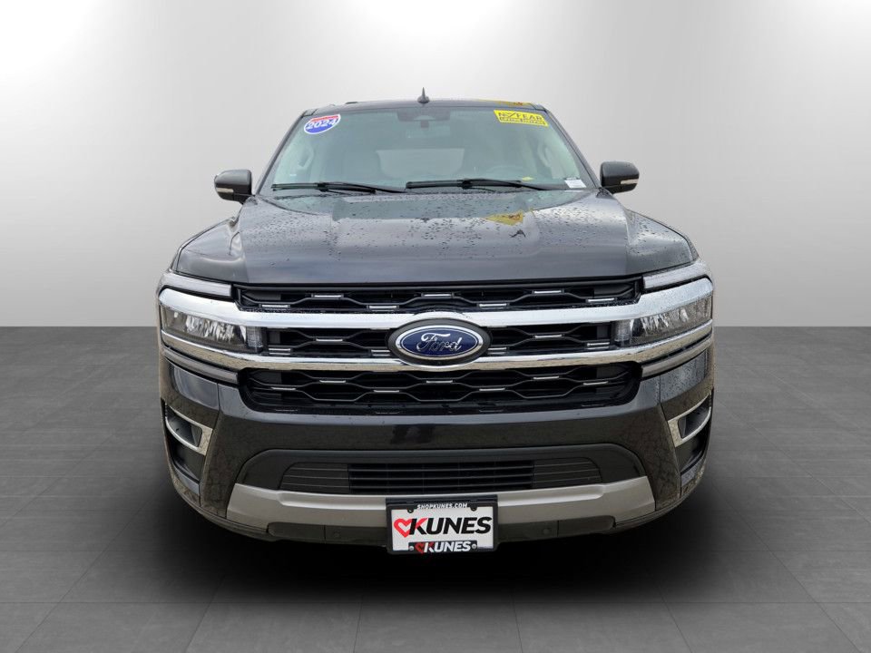 Used 2024 Ford Expedition Limited AWD/4WD image 4