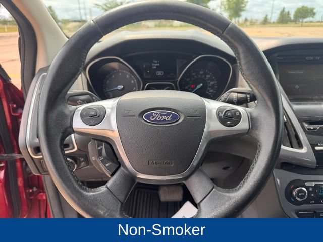 Used 2014 Ford Focus Titanium FWD image 11