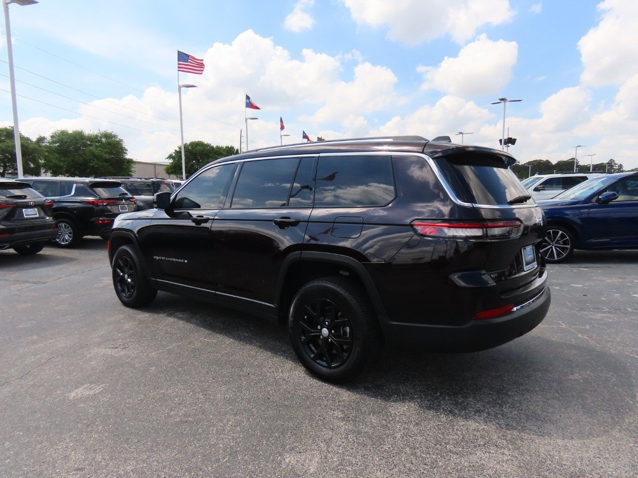 Used 2022 Jeep Grand Cherokee L Limited image 15