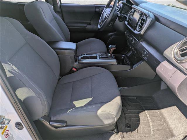 Used 2019 Toyota Tacoma TRD Off-Road image 18