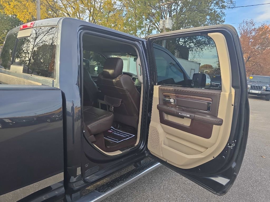 Used 2015 RAM 1500 Laramie Longhorn w/ Convenience Group image 26