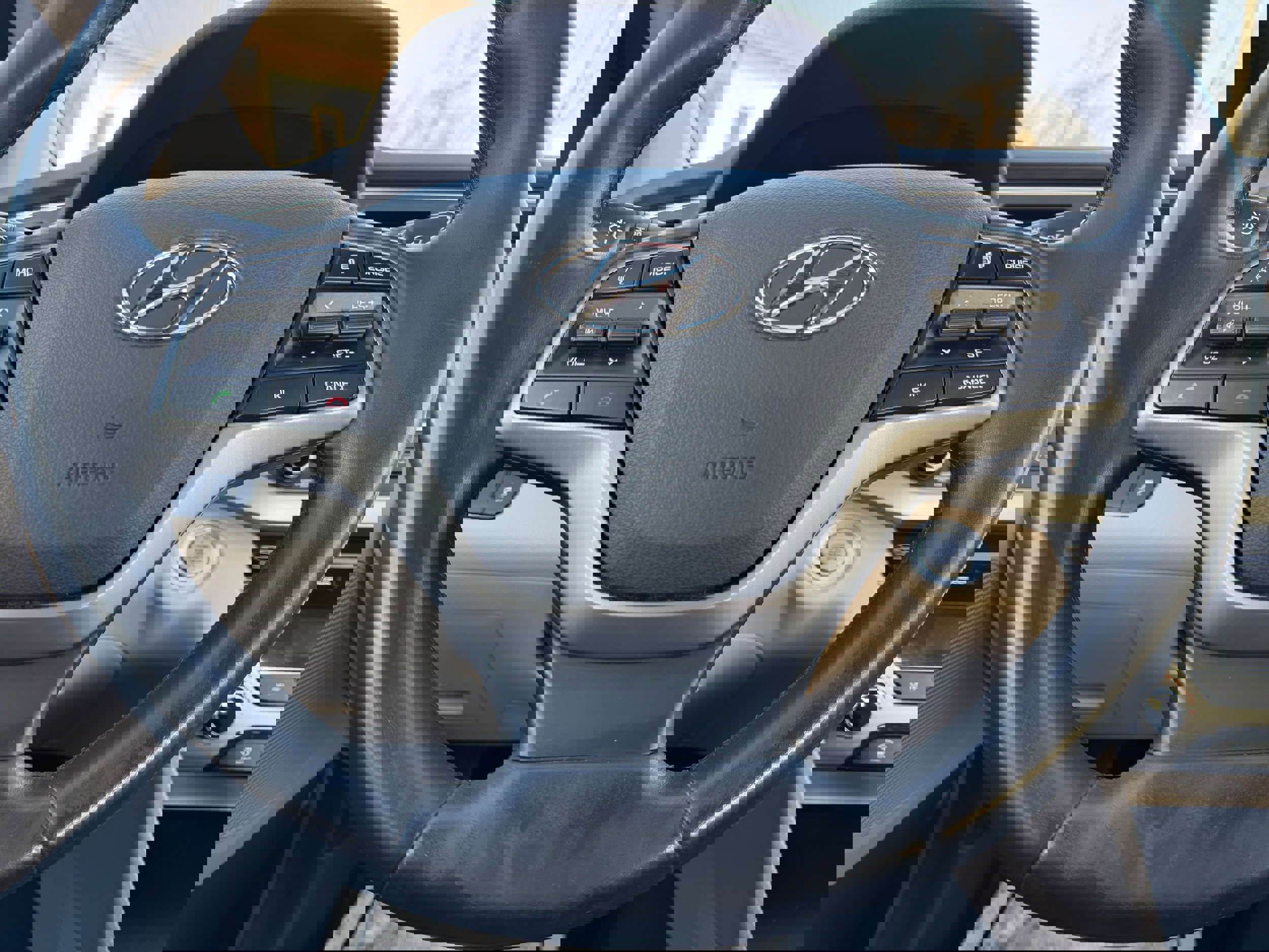 Used 2017 Hyundai Elantra SE w/ SE A/T Tech Package 03 image 19