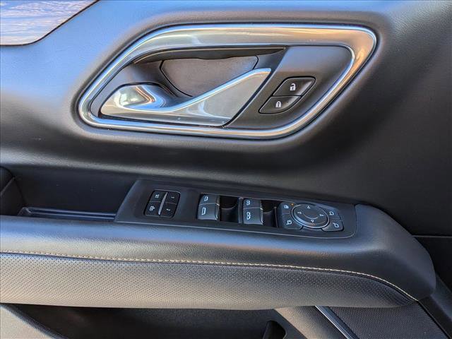 Used 2023 Chevrolet Suburban Premier image 14