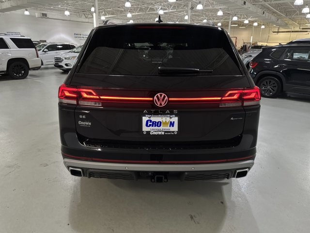 New 2026 Volkswagen Atlas Peak Edition image 7