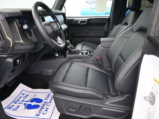 New 2025 Ford Bronco Badlands image 12