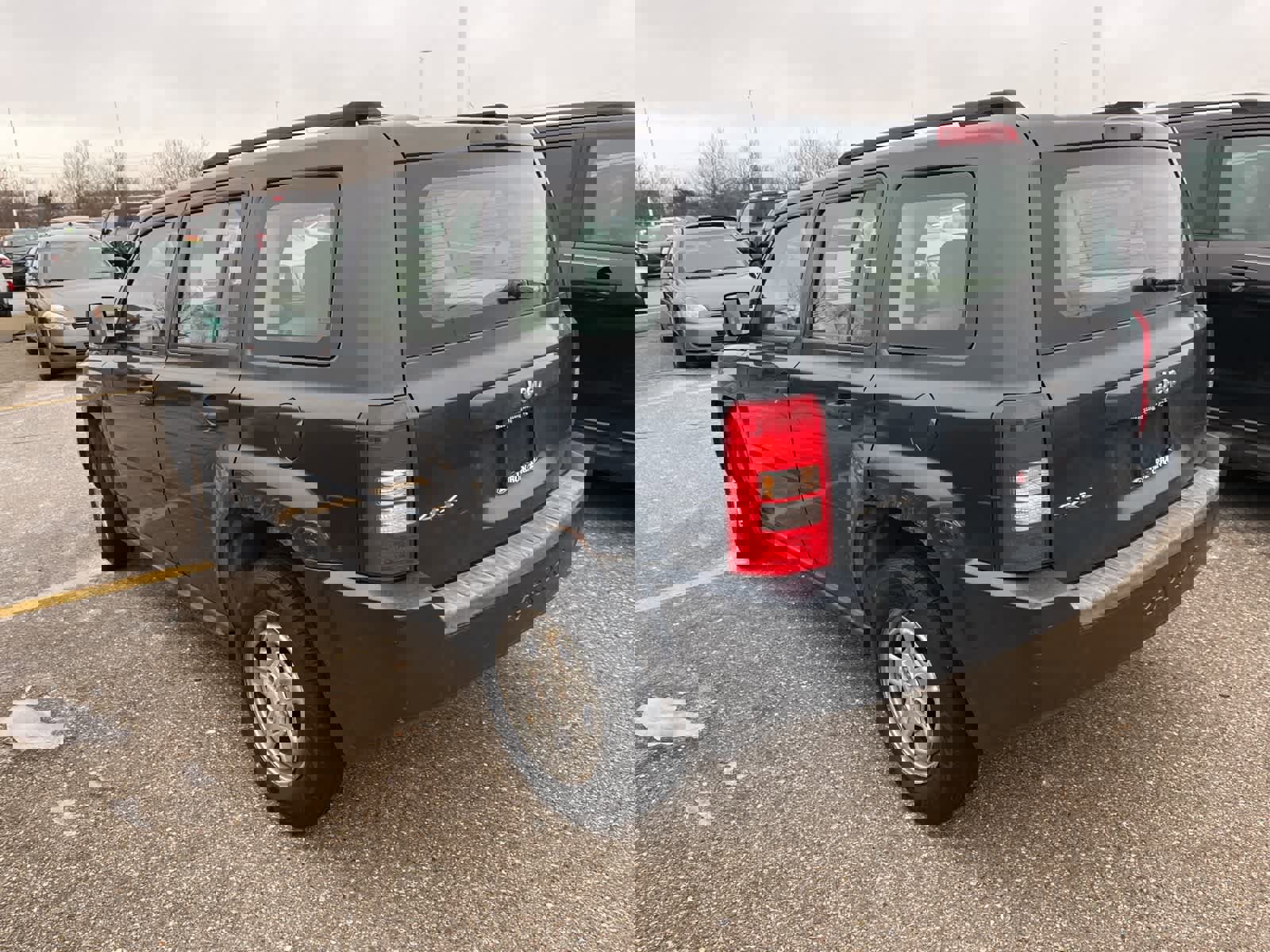 Used 2007 Jeep Patriot Sport w/ PWR Equipment Group image 8