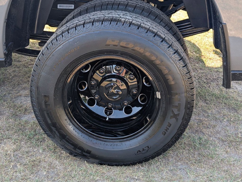 New 2026 RAM 3500 Laramie w/ Night Edition AWD/4WD image 9