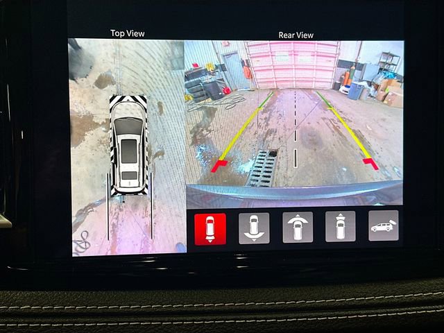 Used 2021 Chrysler Pacifica Limited w/ Premium & Safety Sphere Group image 15