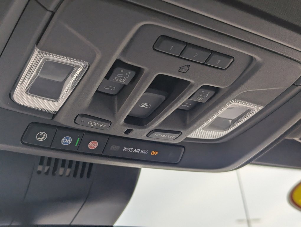 Used 2022 Chevrolet Silverado 1500 LTZ w/ LTZ Premium Package image 37