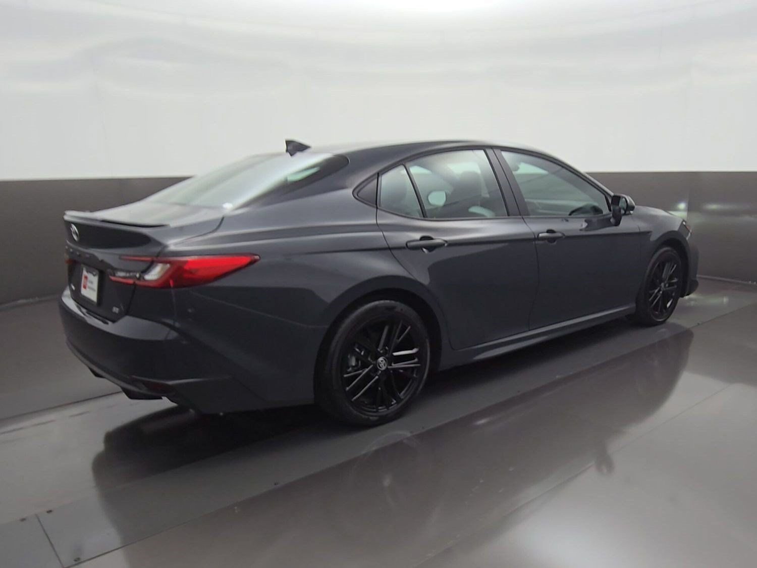 Certified 2026 Toyota Camry SE FWD image 10