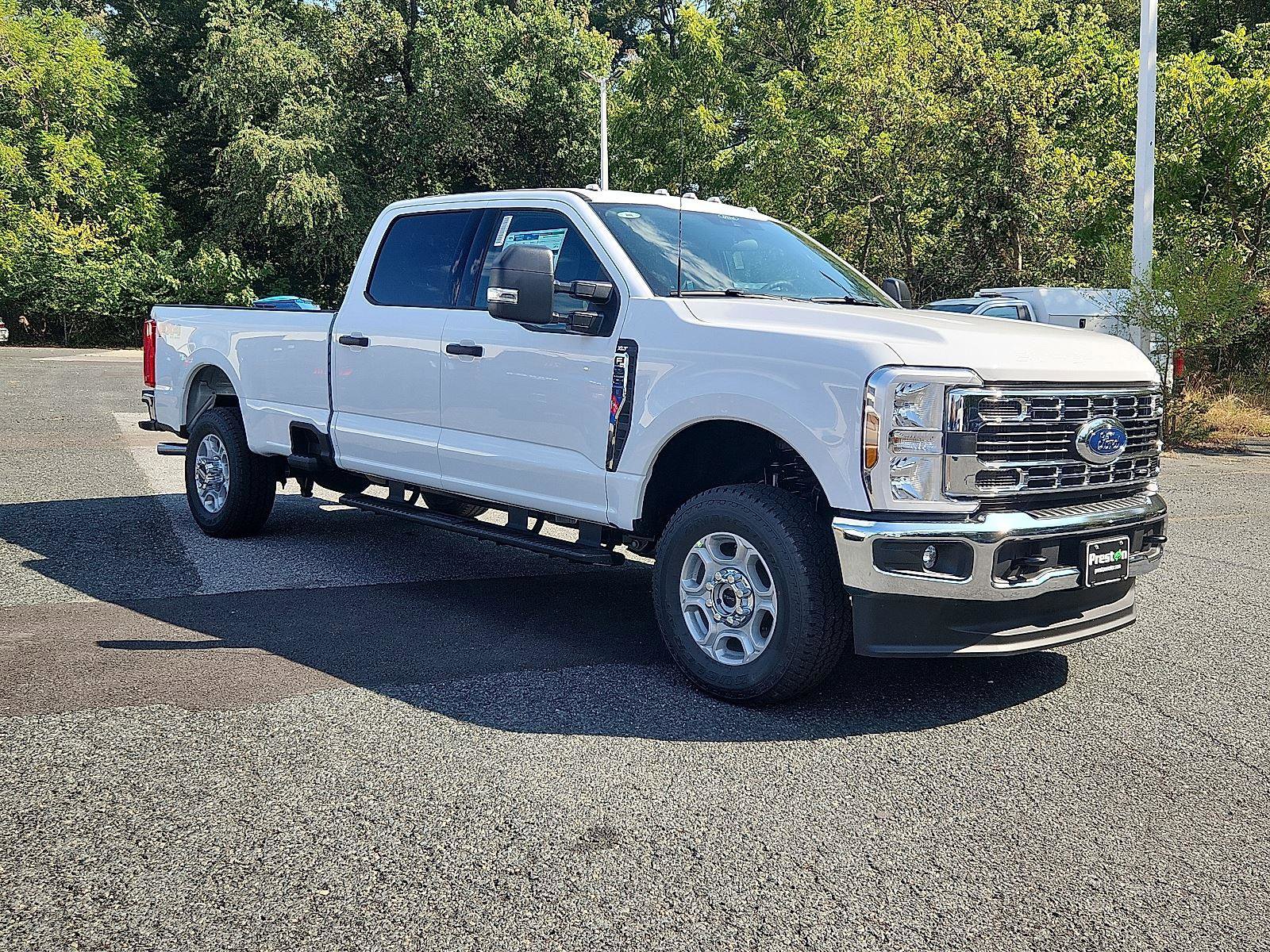 New 2026 Ford F250 XLT image 2