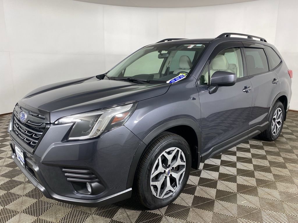 Used 2023 Subaru Forester Premium image 10