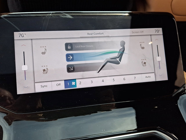 Used 2022 Jeep Grand Wagoneer Series III image 12