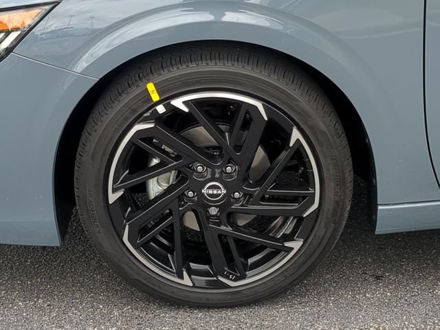 New 2026 Nissan Sentra SR FWD image 10