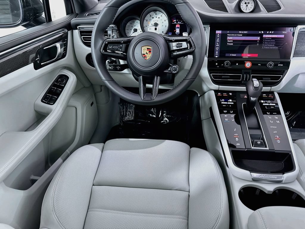 New 2026 Porsche Macan GTS AWD/4WD image 23