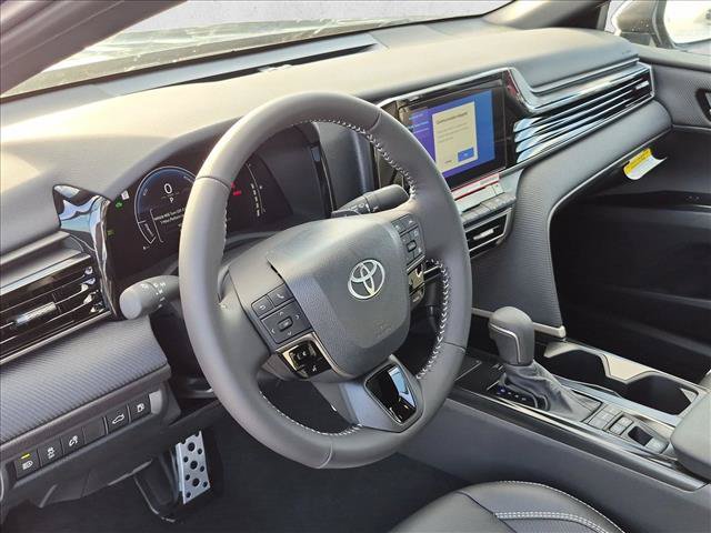 New 2026 Toyota Camry SE FWD image 3