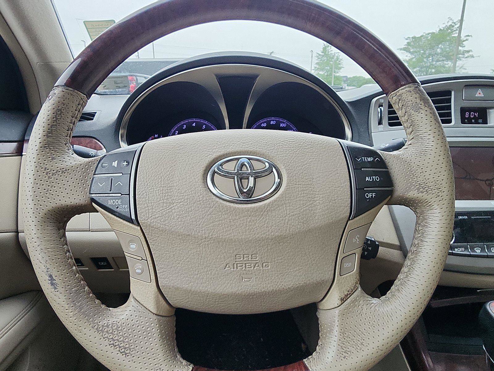Used 2011 Toyota Avalon Limited FWD image 12