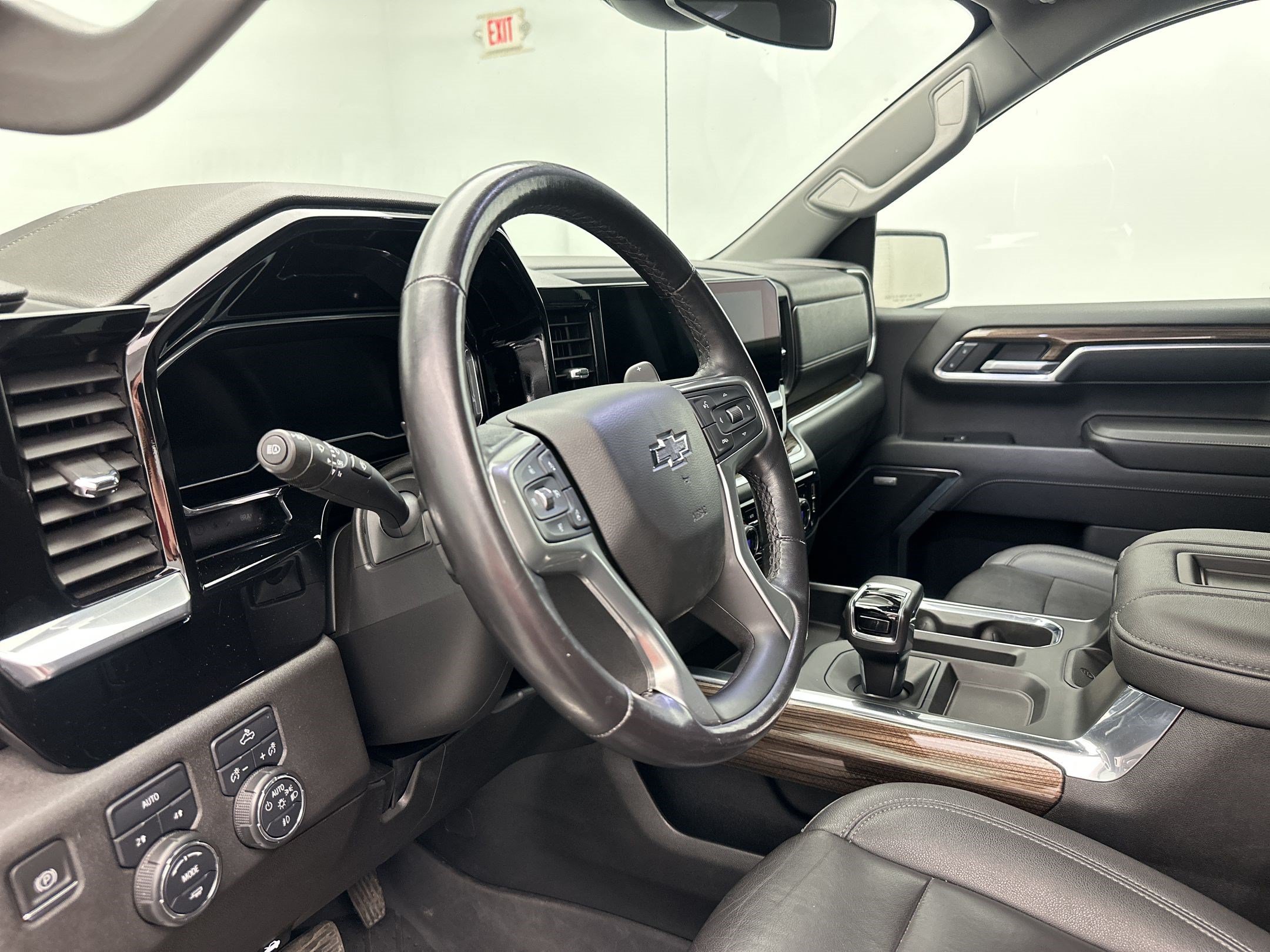 Certified 2022 Chevrolet Silverado 1500 RST w/ All Star Edition Plus AWD/4WD image 4