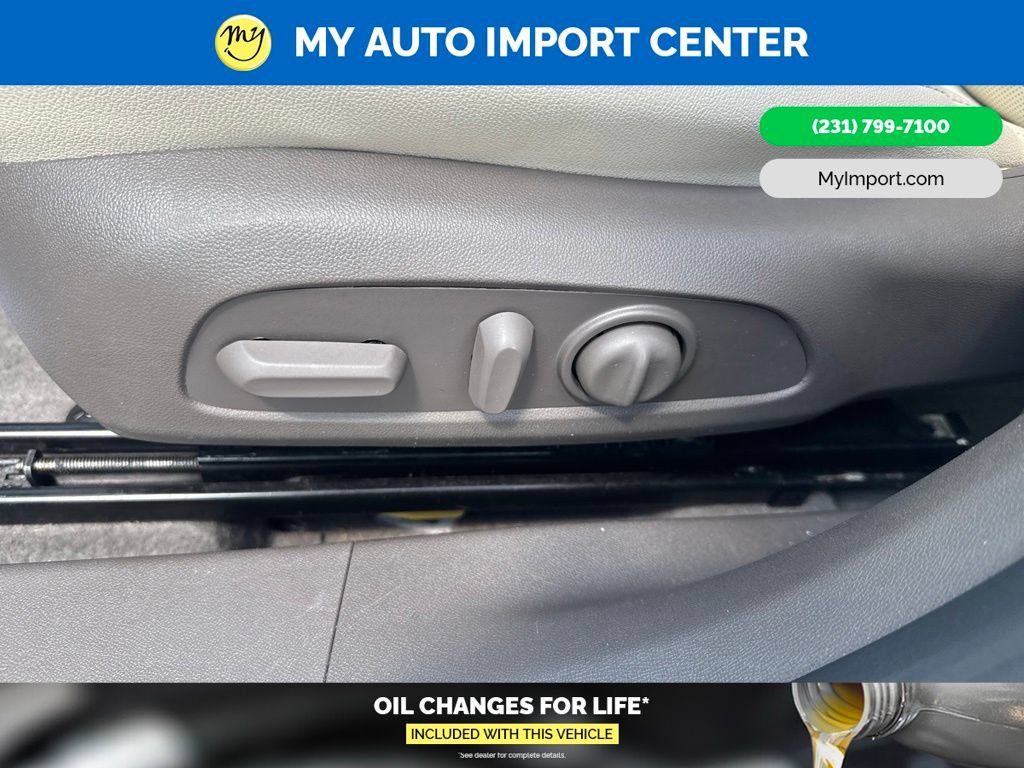 Used 2024 Chevrolet Malibu LT FWD image 13