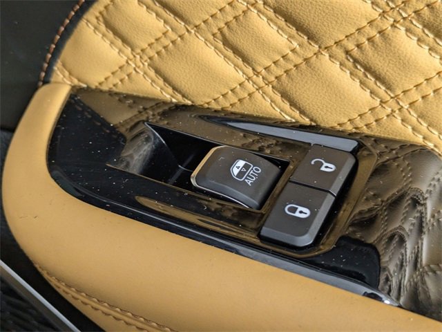 Certified 2023 Jeep Grand Cherokee Summit w/ Adv Protech Group IV image 36