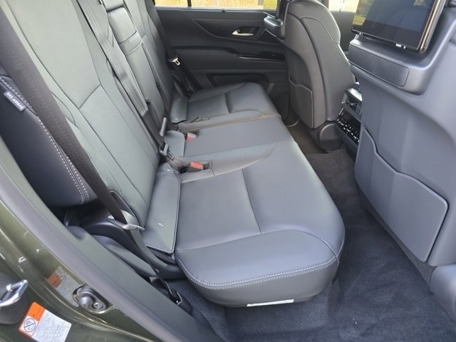 New 2026 Lexus LX 600 4WD w/ Luxury Package image 6