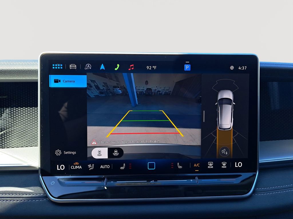 New 2025 Volkswagen Tiguan SE image 25