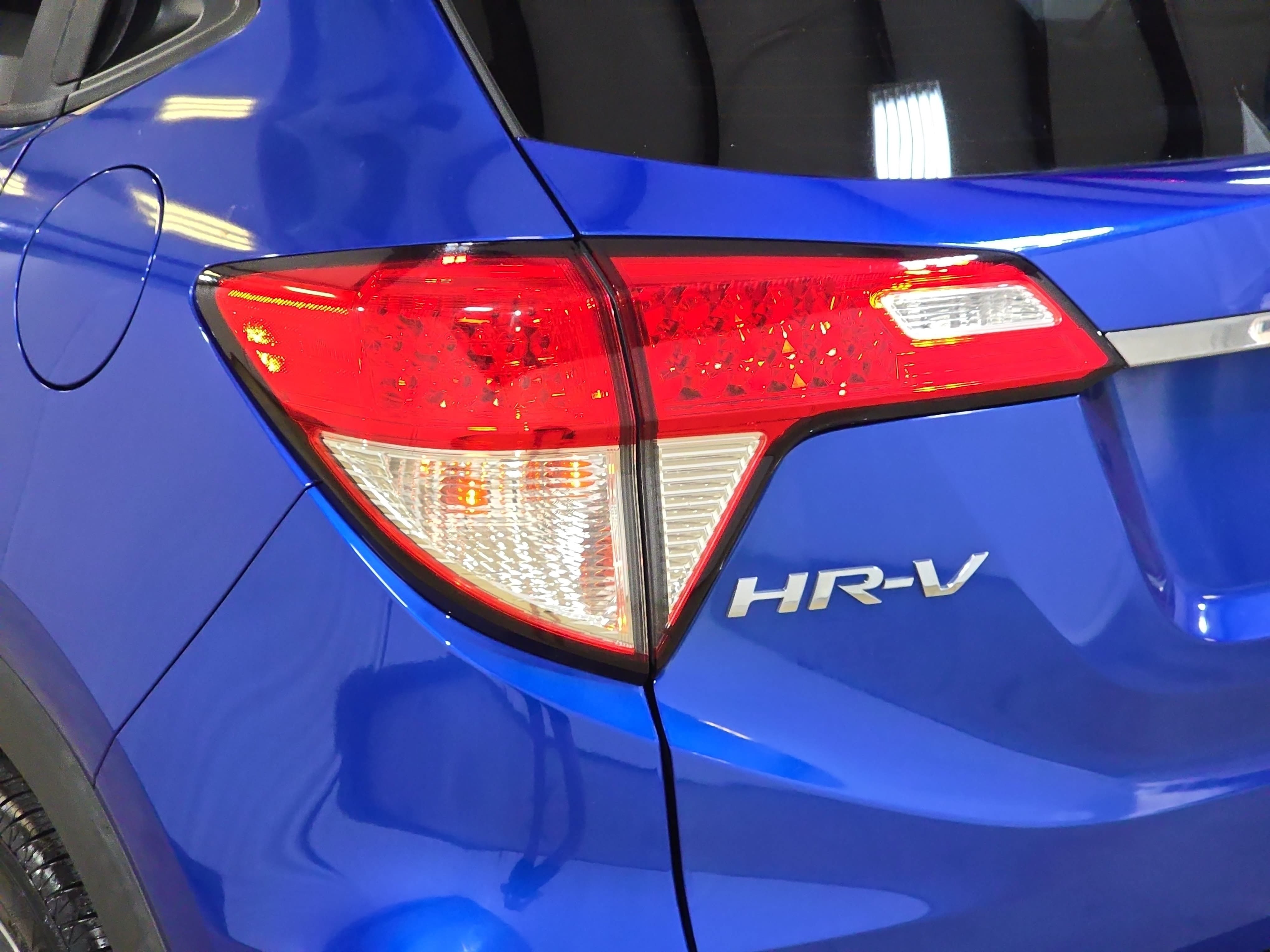 Certified 2021 Honda HR-V EX-L image 30