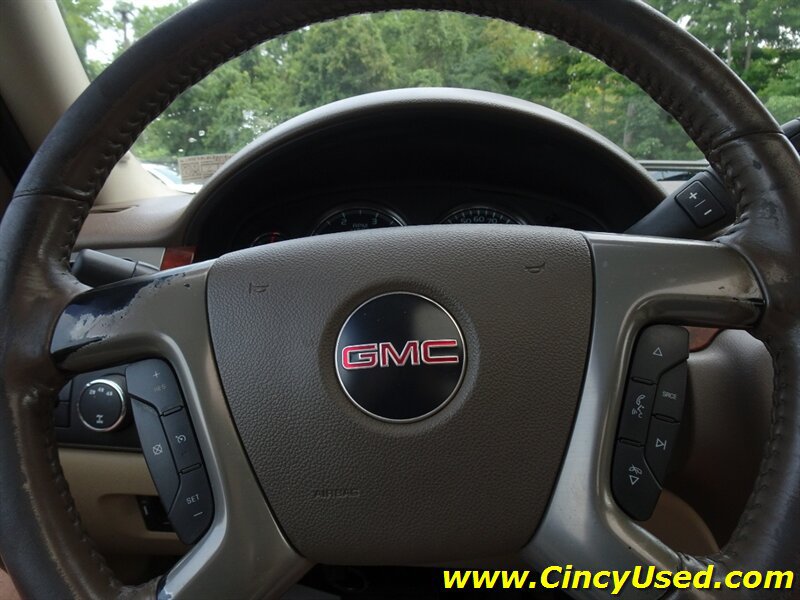 Used 2011 GMC Sierra 3500 SLT w/ SLT Convenience Package AWD/4WD image 22