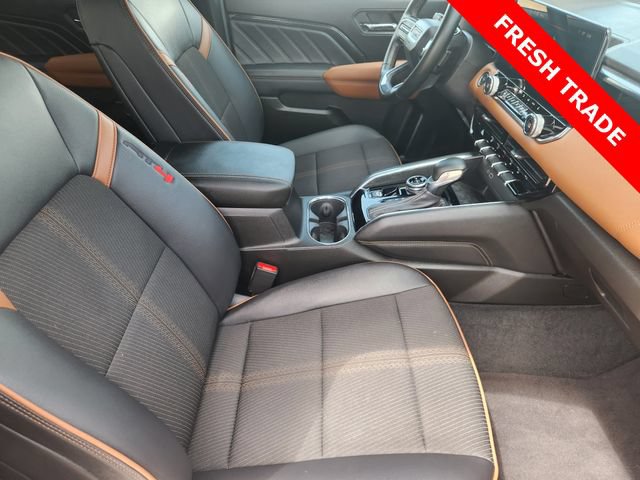 Used 2024 GMC Canyon AT4 w/ Technology Package AWD/4WD image 13