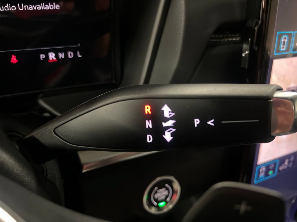New 2026 GMC Terrain Elevation w/ Elevation Premium Package AWD/4WD image 26