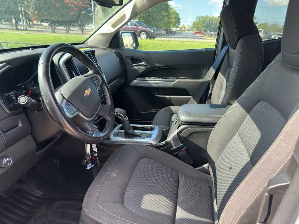 Used 2022 Chevrolet Colorado LT w/ Fleet Safety Package RWD image 13