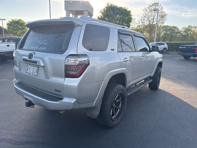 Used 2016 Toyota 4Runner SR5 image 4