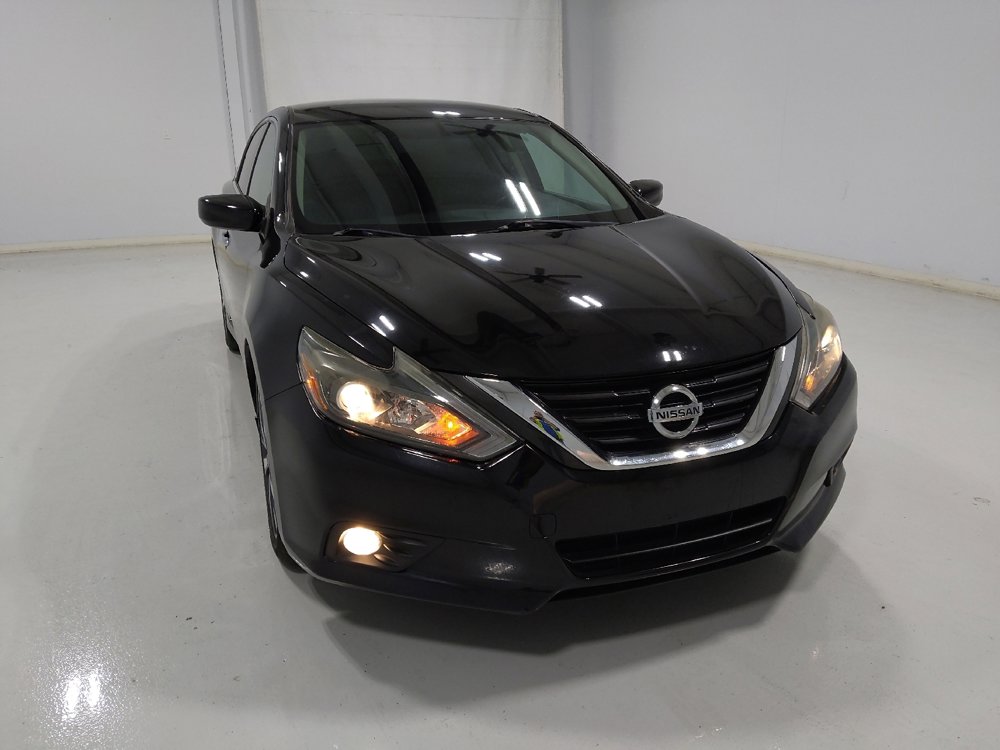 Used 2017 Nissan Altima 2.5 SR image 14