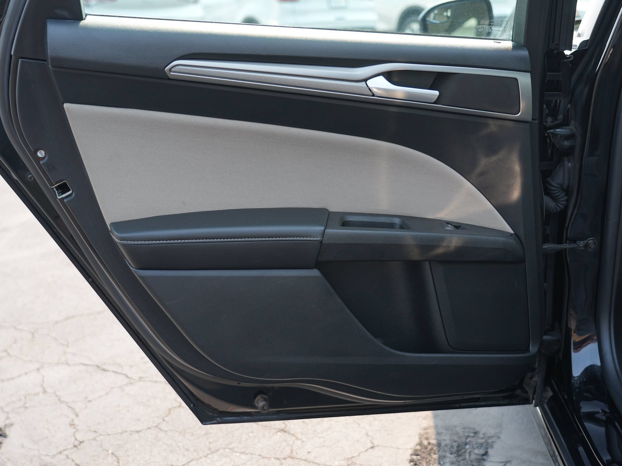Used 2018 Ford Fusion S FWD image 20