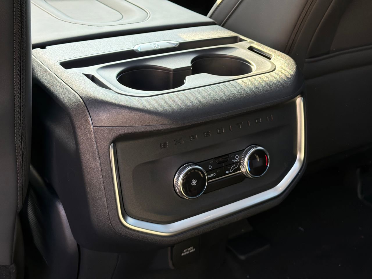 New 2025 Ford Expedition Max Active image 18