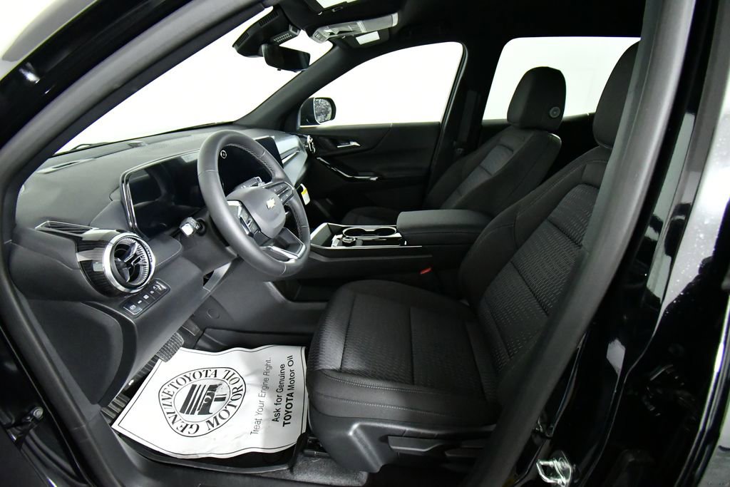 New 2026 Chevrolet Equinox LT w/ Safety and Technology Package image 5