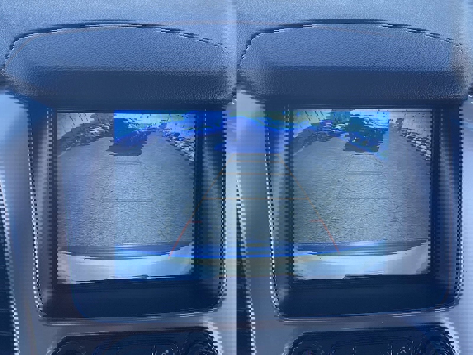 Used 2019 Chevrolet Tahoe LT w/ Luxury Package image 29