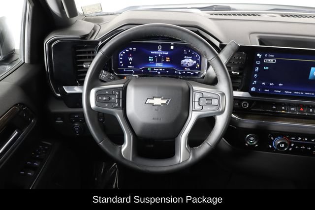 Used 2023 Chevrolet Silverado 1500 LT AWD/4WD image 7