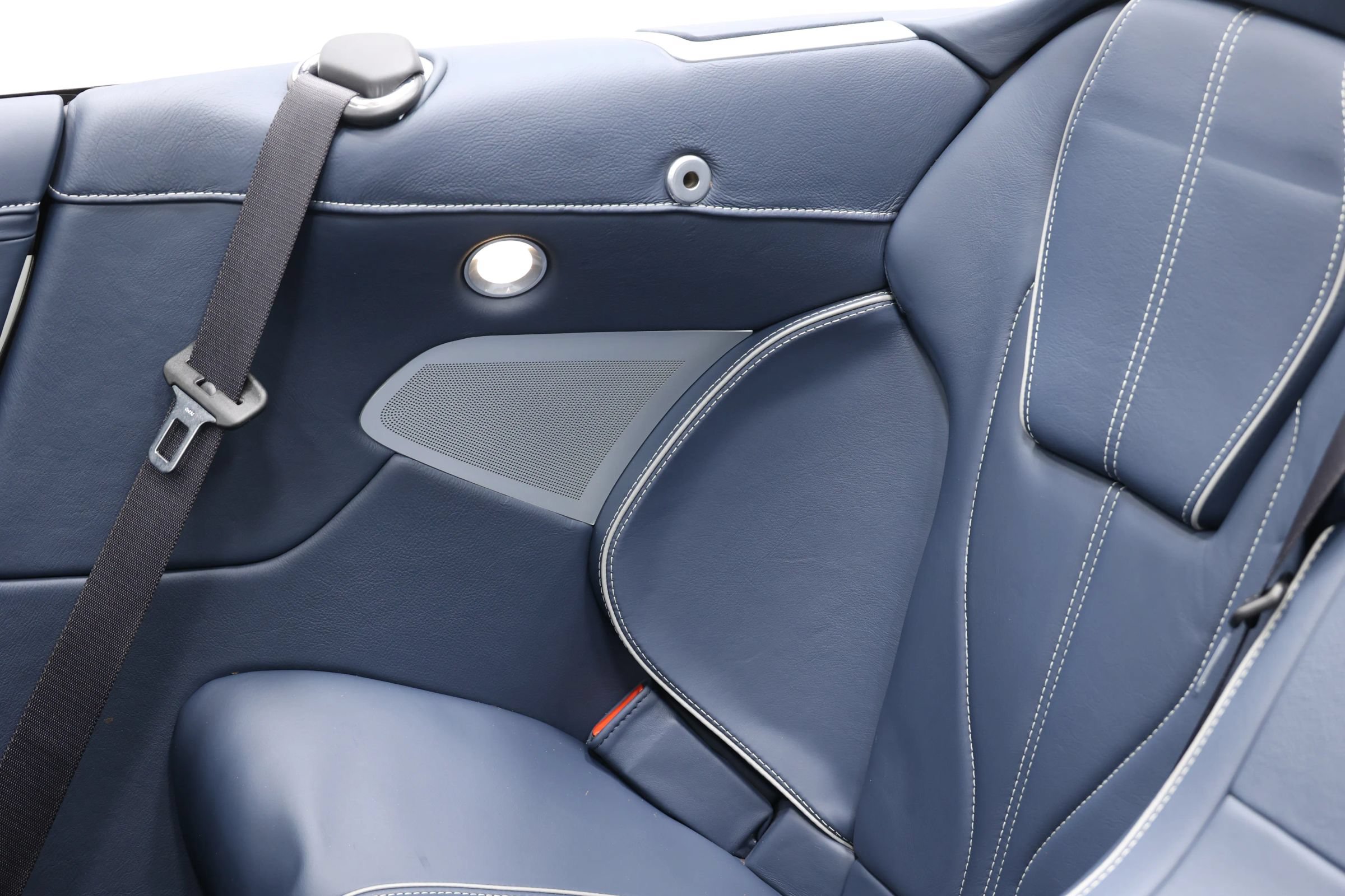 Used 2012 Aston Martin Virage Volante RWD image 49