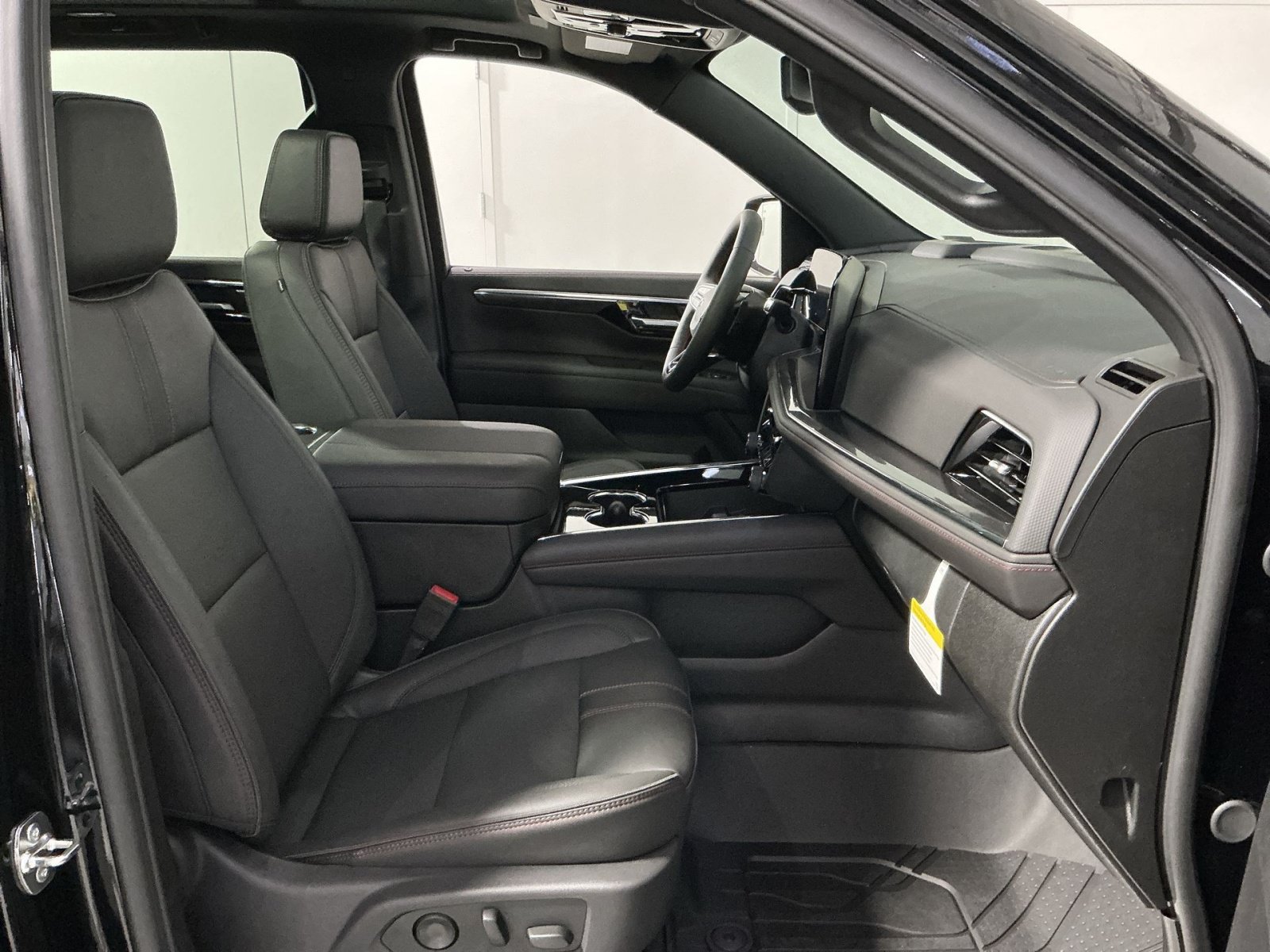 New 2026 Chevrolet Tahoe RST w/ RST Capability Package AWD/4WD image 29