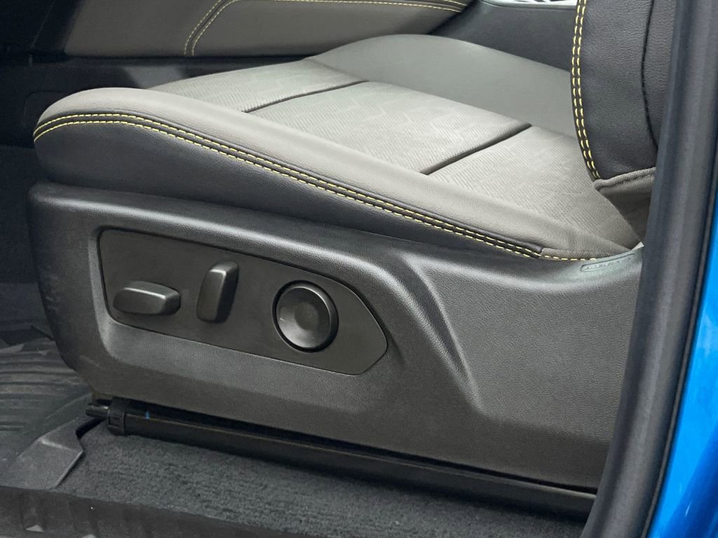 Used 2024 Chevrolet Colorado ZR2 w/ ZR2 Convenience Package III image 19