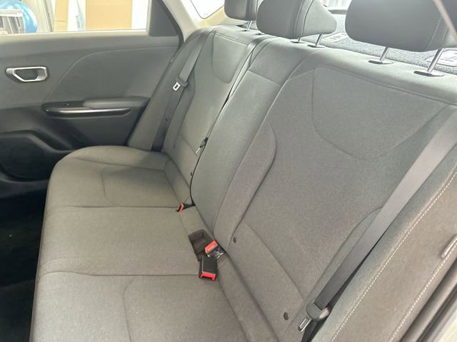 Certified 2025 Kia K4 LXS image 25
